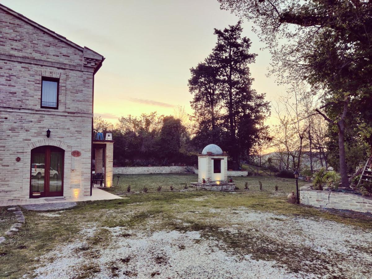 L' Antico Pozzo Country House Monsampietro Morico Εξωτερικό φωτογραφία